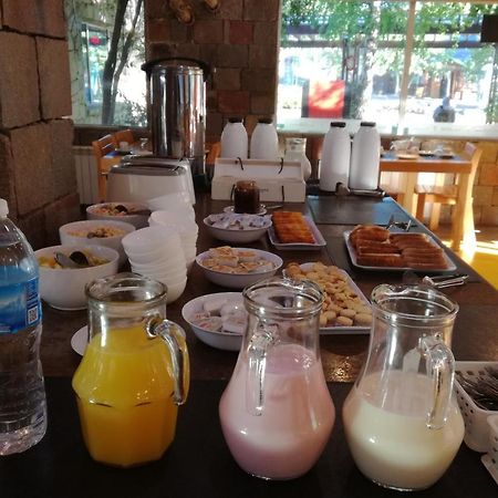 Hosteria Aca Al Sur Villa La Angostura Kültér fotó