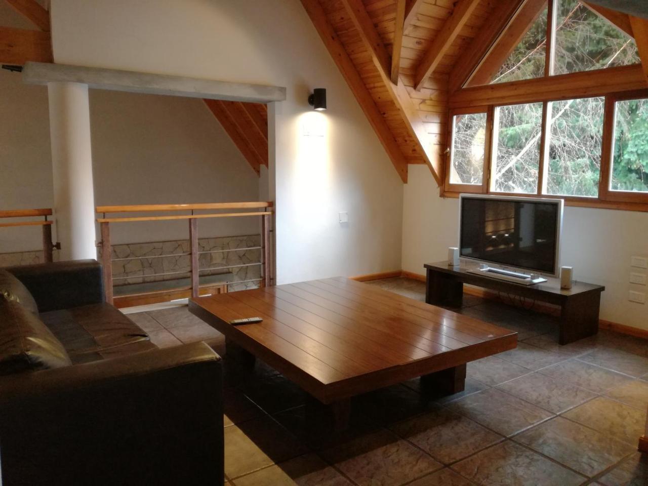 Hosteria Aca Al Sur Villa La Angostura Kültér fotó