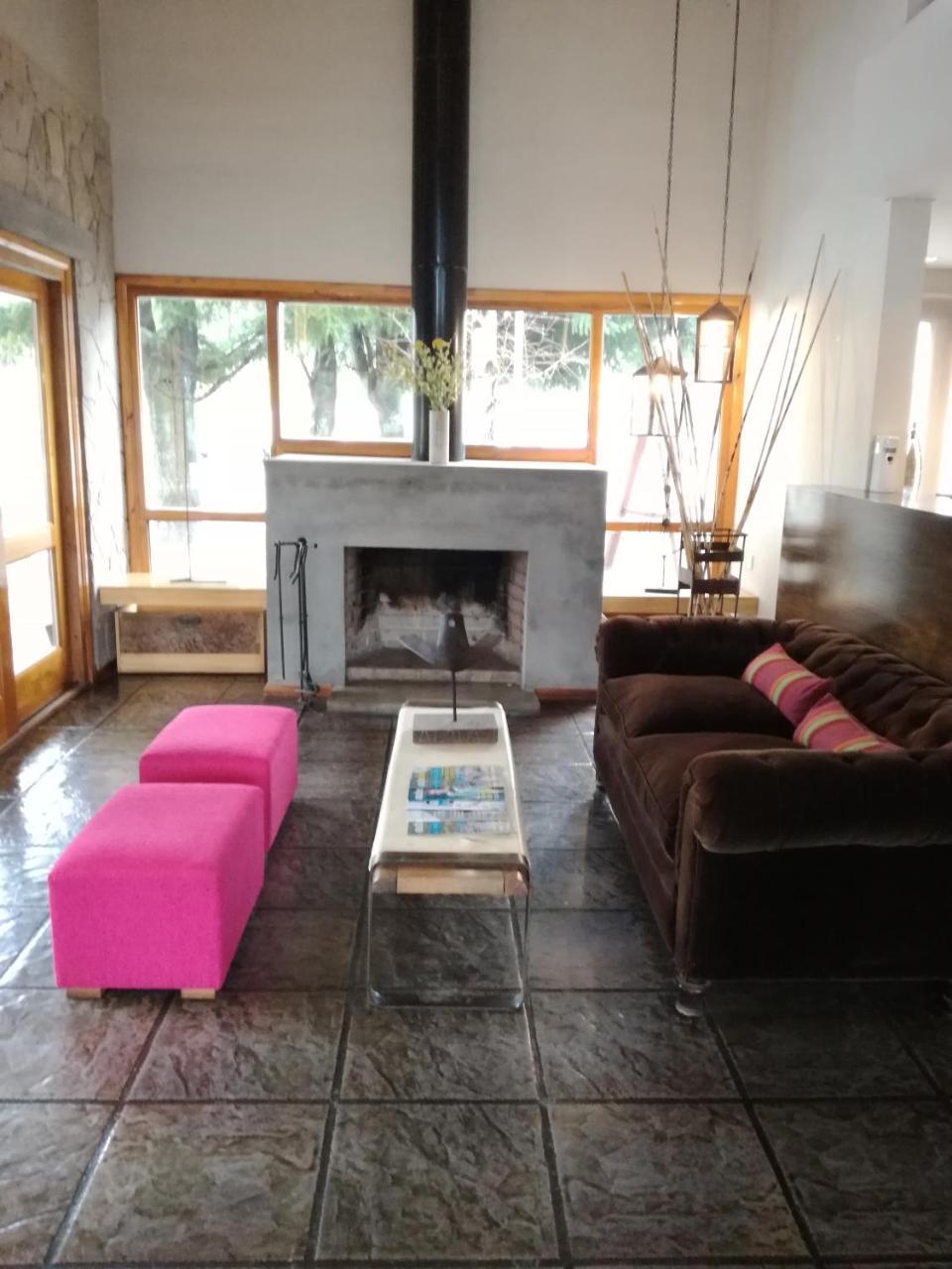 Hosteria Aca Al Sur Villa La Angostura Kültér fotó